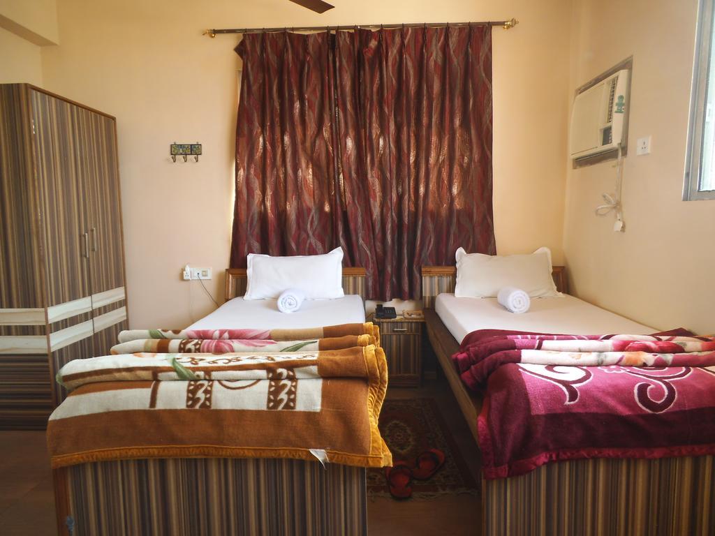 Hotel City Centre Agartala Pokój zdjęcie