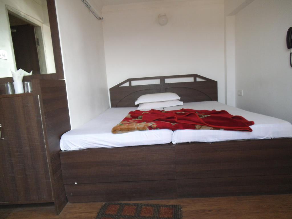 Hotel City Centre Agartala Pokój zdjęcie