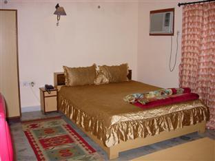 Hotel City Centre Agartala Zewnętrze zdjęcie
